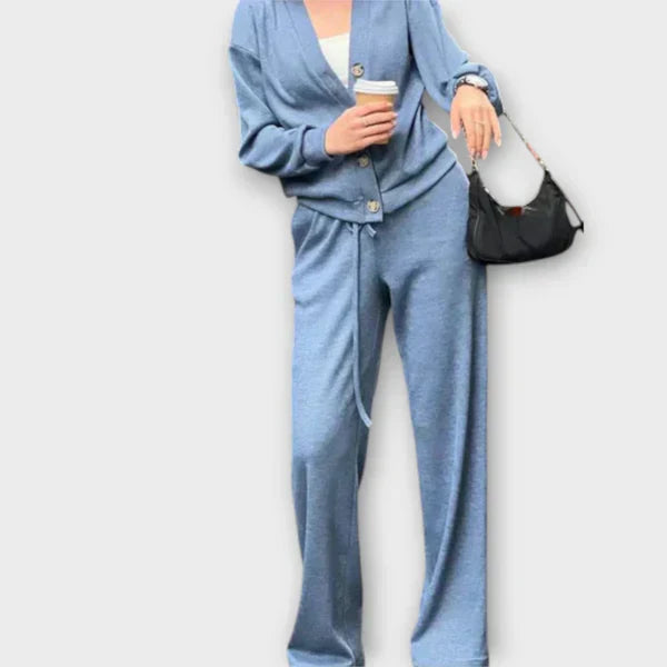 Blusa a maniche lunghe e pantaloni