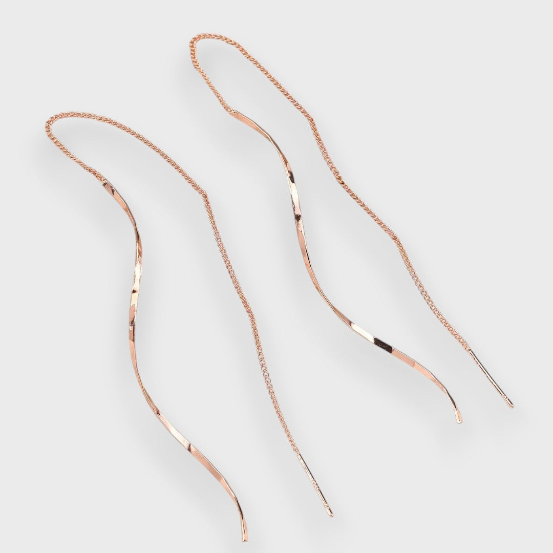 Elwira – Orecchini lunghi con forma a onda